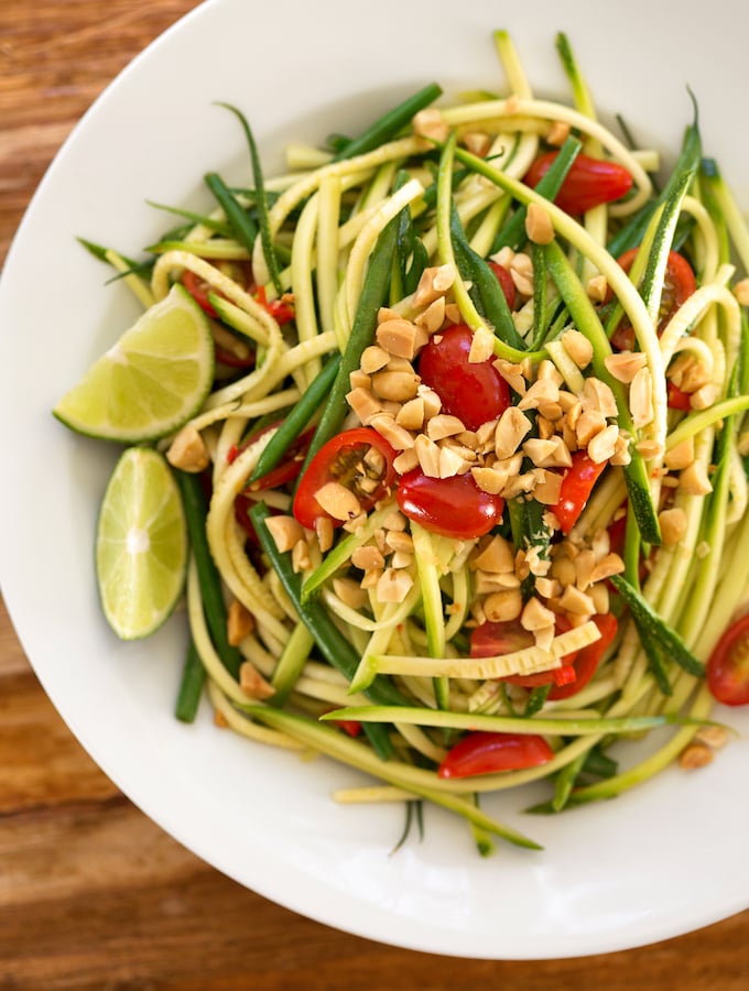 Spiralized Thai Zucchini Noodle Salad with Sriracha Dressing