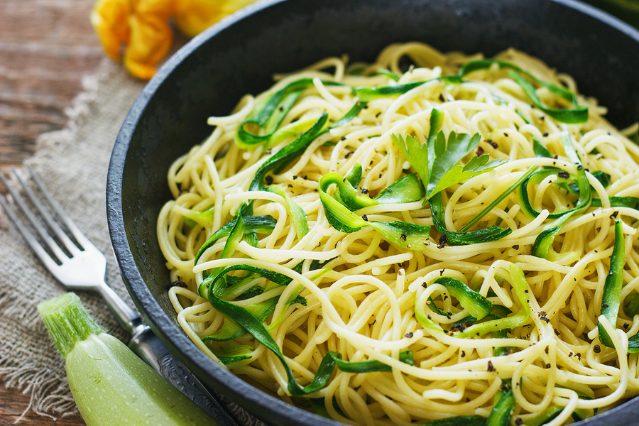 Vegan Spaghetti with Spiralized Zucchini
