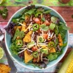 Hot and cool black bean taco salad