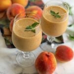Peach-mint smoothie