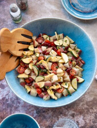 Potato and bean salad with artichokes and tomatoes