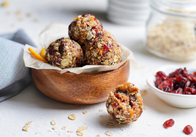 Granola Peanut Butter Energy Balls (nobake) The Vegan Atlas