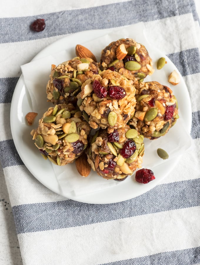 Granola Peanut Butter Energy Balls - The Vegan Atlas