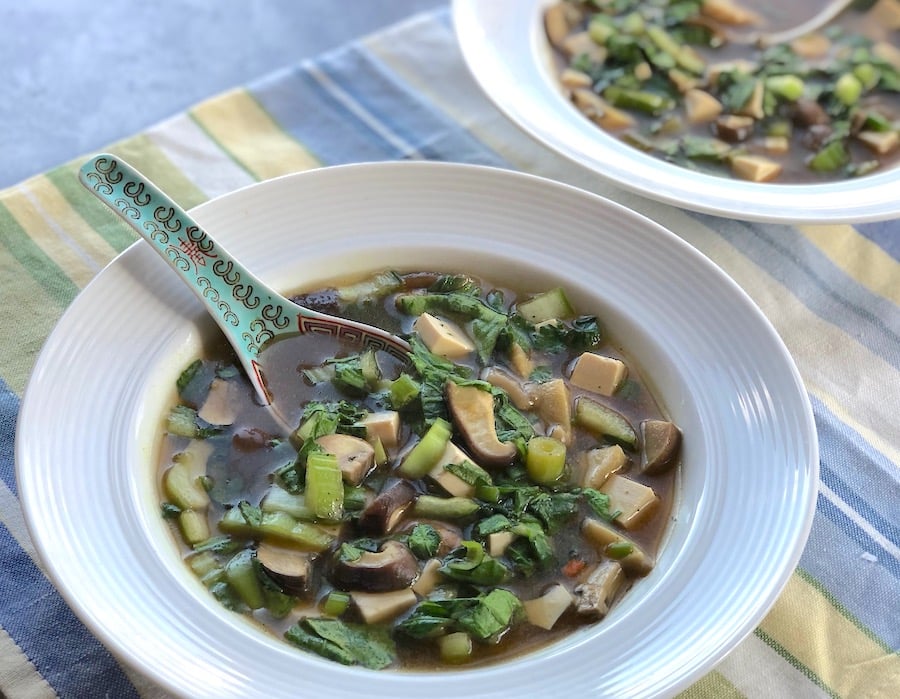 Kitchen Bloody Kitchen: Zuppa di miso con shiitake, bok choy e