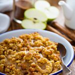Vegan Pear or Apple Crumble With Cinnamon