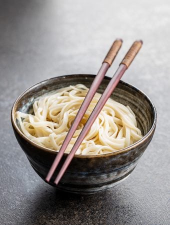 Cooked udon noodles