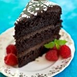 Ultra Moist Amazing Vegan Chocolate Layer-Cake by Hannah Kaminsky