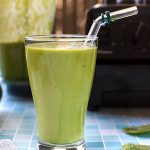 Spinach and mango smoothie