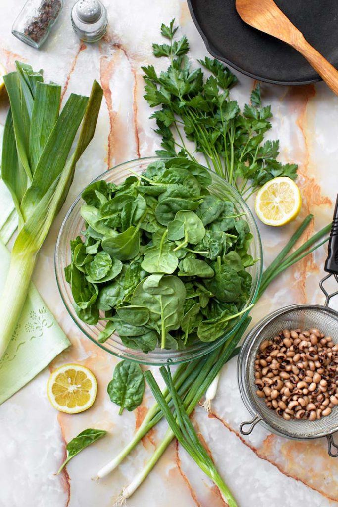 PersianStyle Spinach with BlackEyed Peas, Leeks, & Herbs The Vegan Atlas